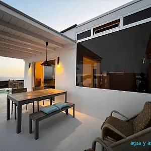 apt-casa-tie-lanzarote-vista-mar-piscina-relax-adults-only.in-canary-islands.com/